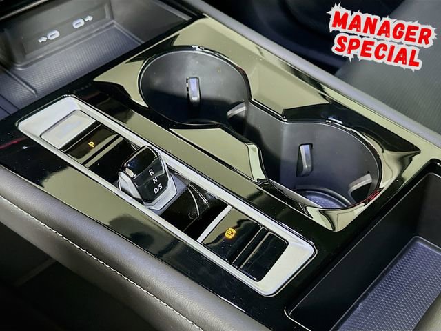 Used 2025 Volkswagen Atlas SEL Premium R-Line image 19