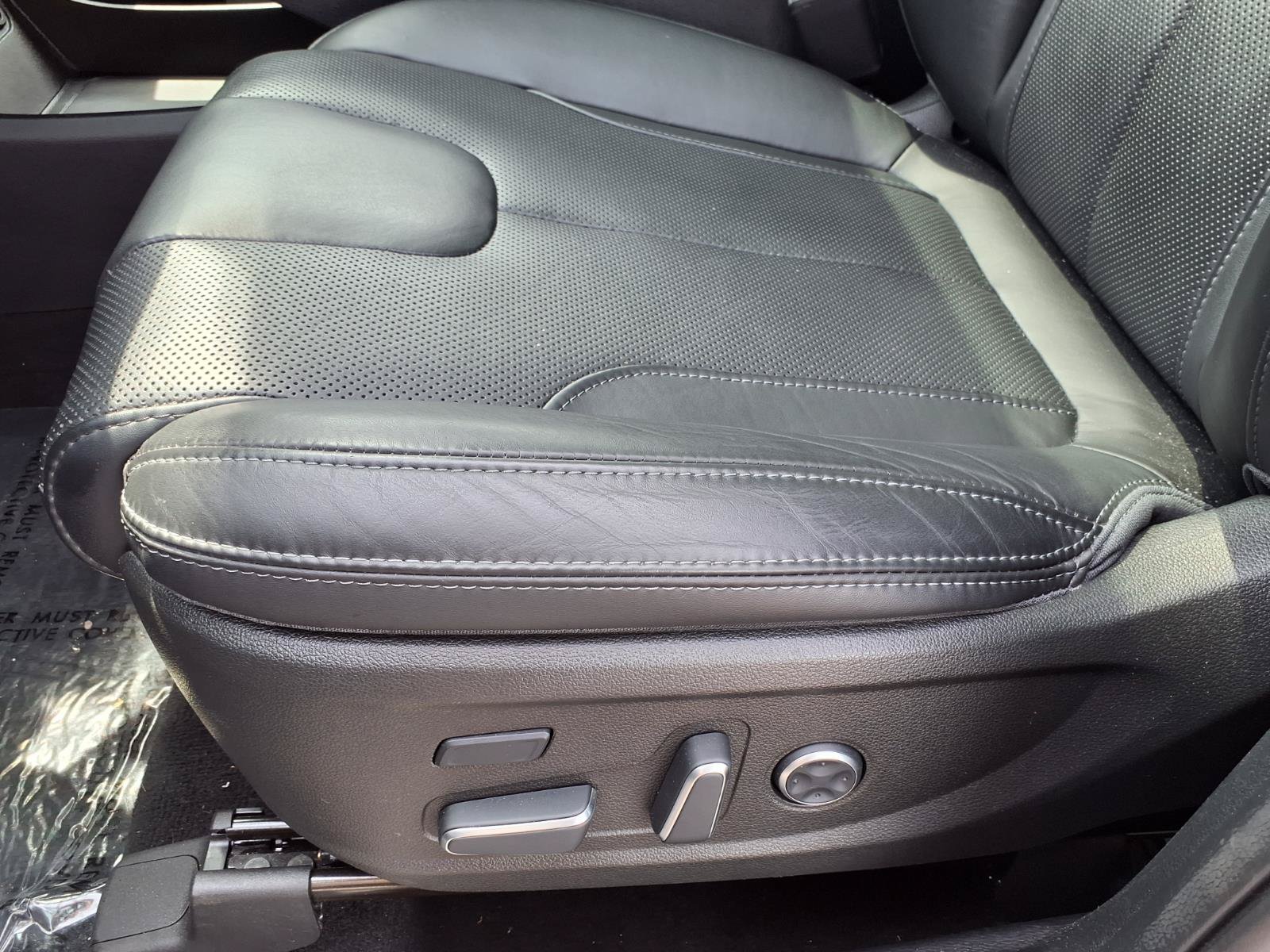 Used 2023 Hyundai Santa Fe Calligraphy AWD/4WD image 27