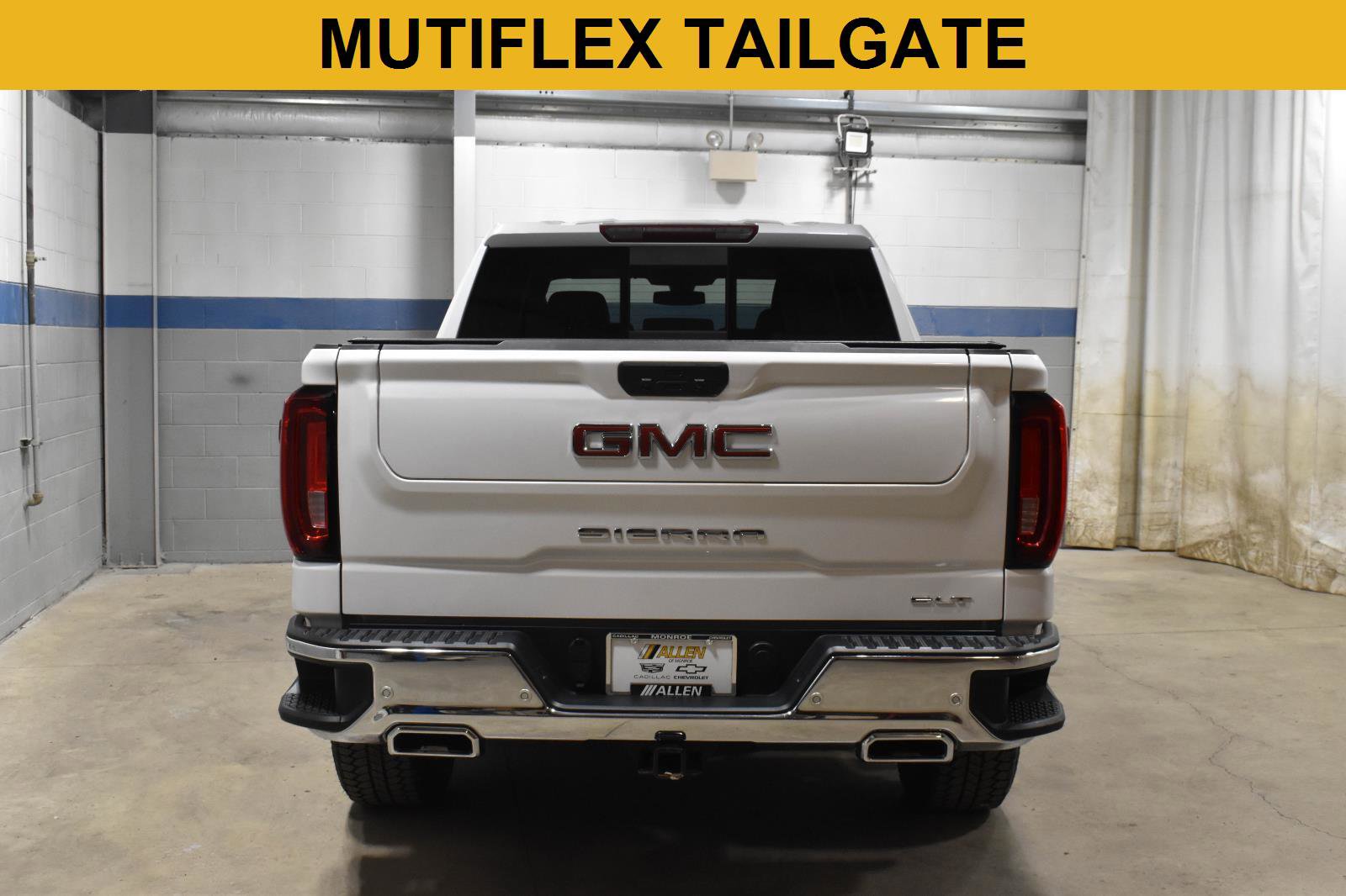 Used 2021 GMC Sierra 1500 SLT w/ SLT Premium Plus Package AWD/4WD image 6