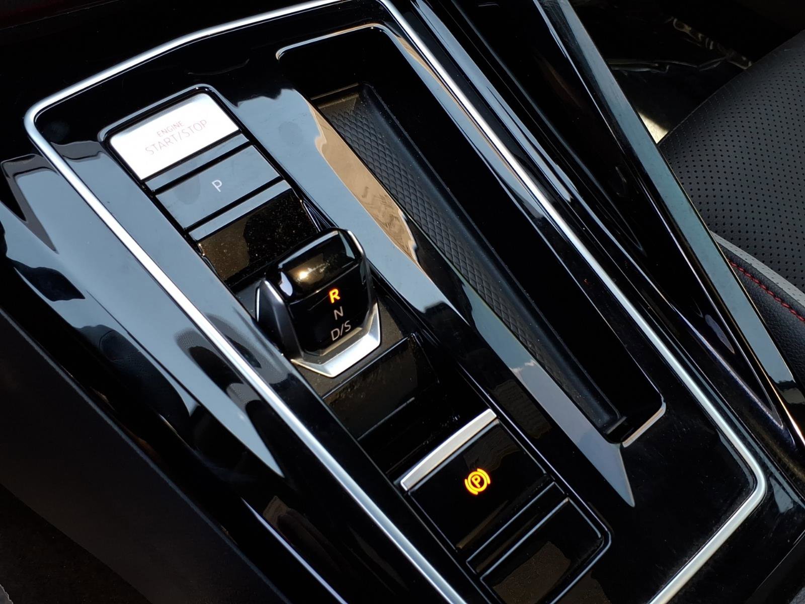 Certified 2023 Volkswagen GTI SE image 29