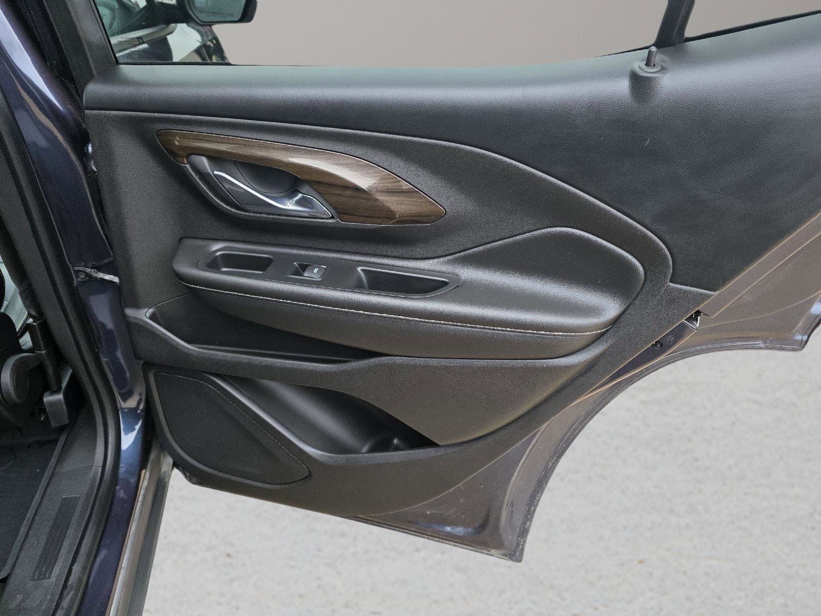 Used 2019 GMC Terrain Denali image 30