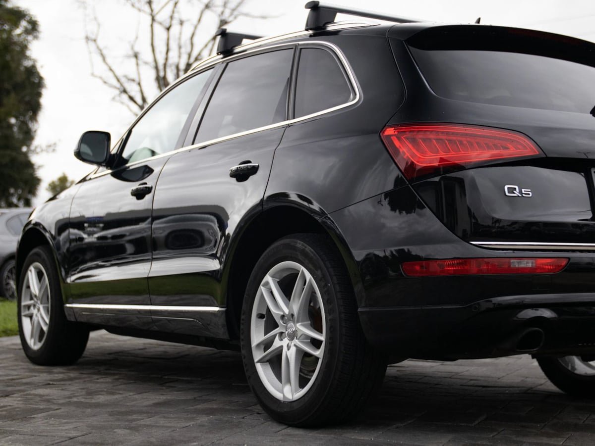 Used 2016 Audi Q5 2.0T Premium Plus w/ Technology Package AWD/4WD image 8