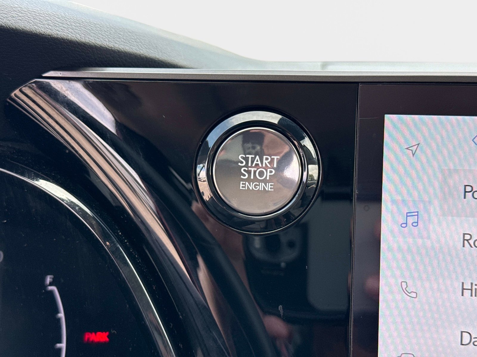 Used 2023 Lexus RX 350 w/ Cold Area Package image 30