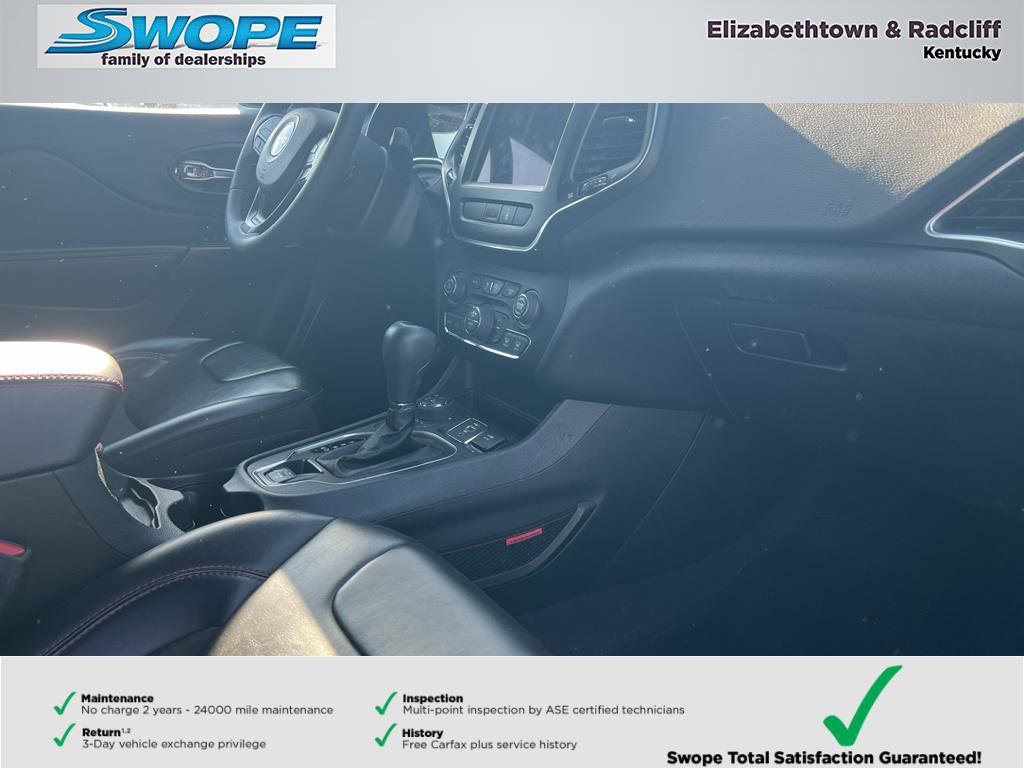 Certified 2022 Jeep Cherokee Trailhawk w/ Technology Group B AWD/4WD image 7