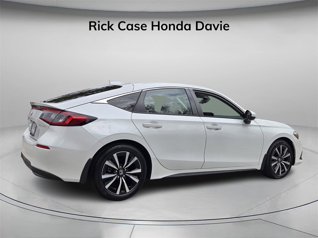 Certified 2024 Honda Civic EX-L image 6