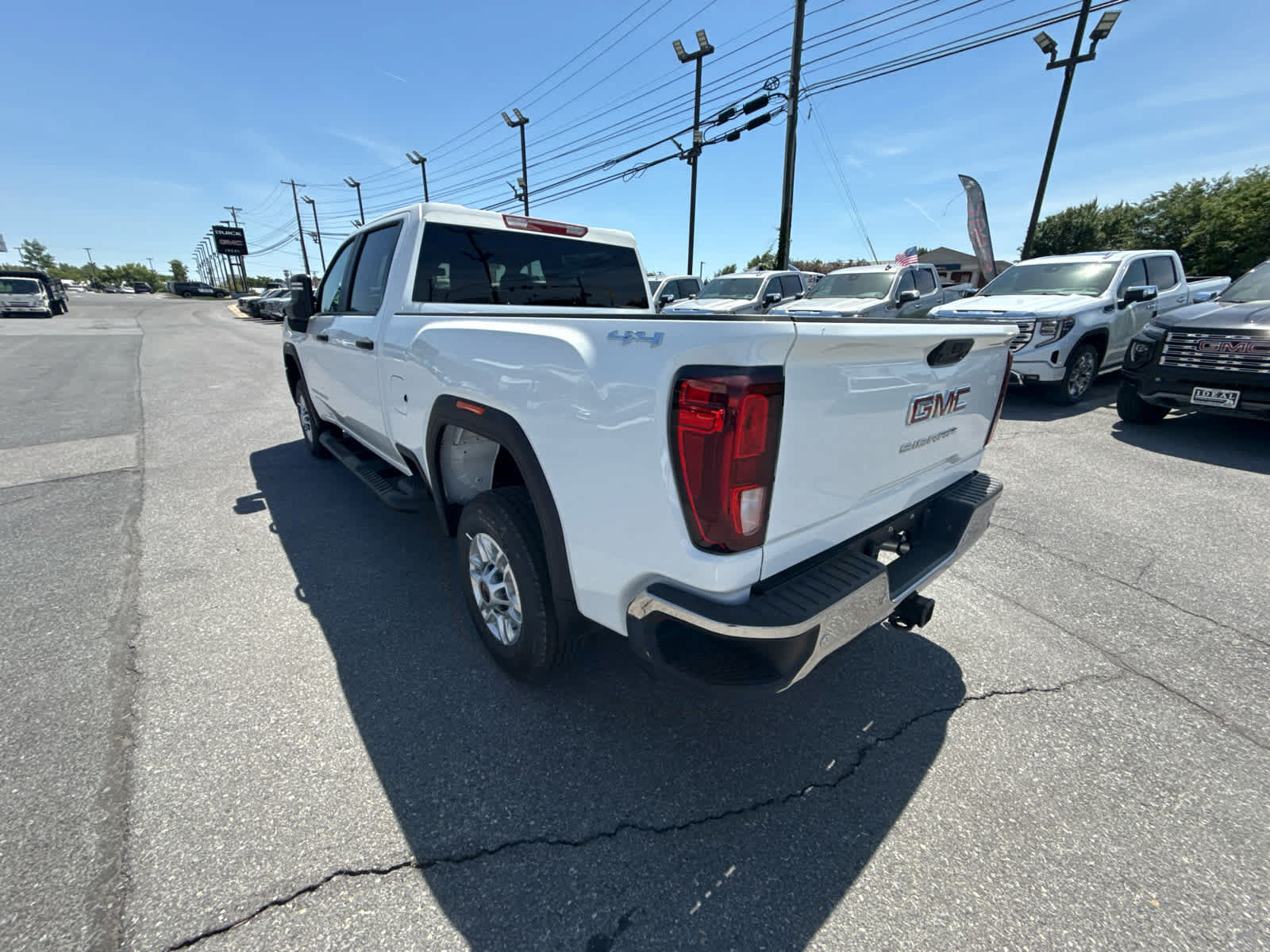 New 2026 GMC Sierra 2500 Pro w/ 1SA Pro Safety Plus Package AWD/4WD image 11