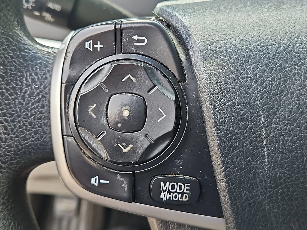 Used 2012 Toyota Camry LE FWD image 25