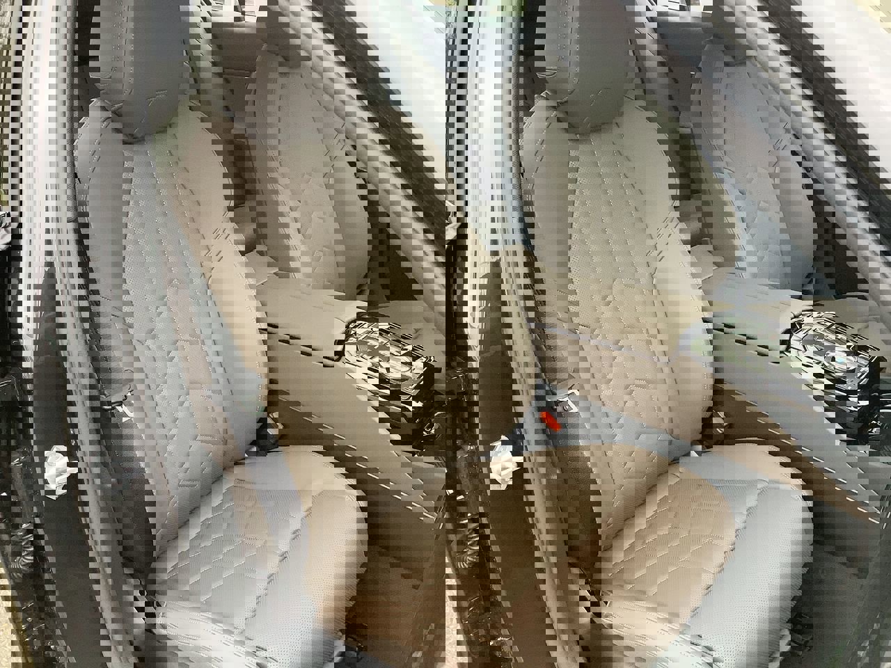 Used 2025 BMW i5 eDrive40i w/ M Sport Package image 34