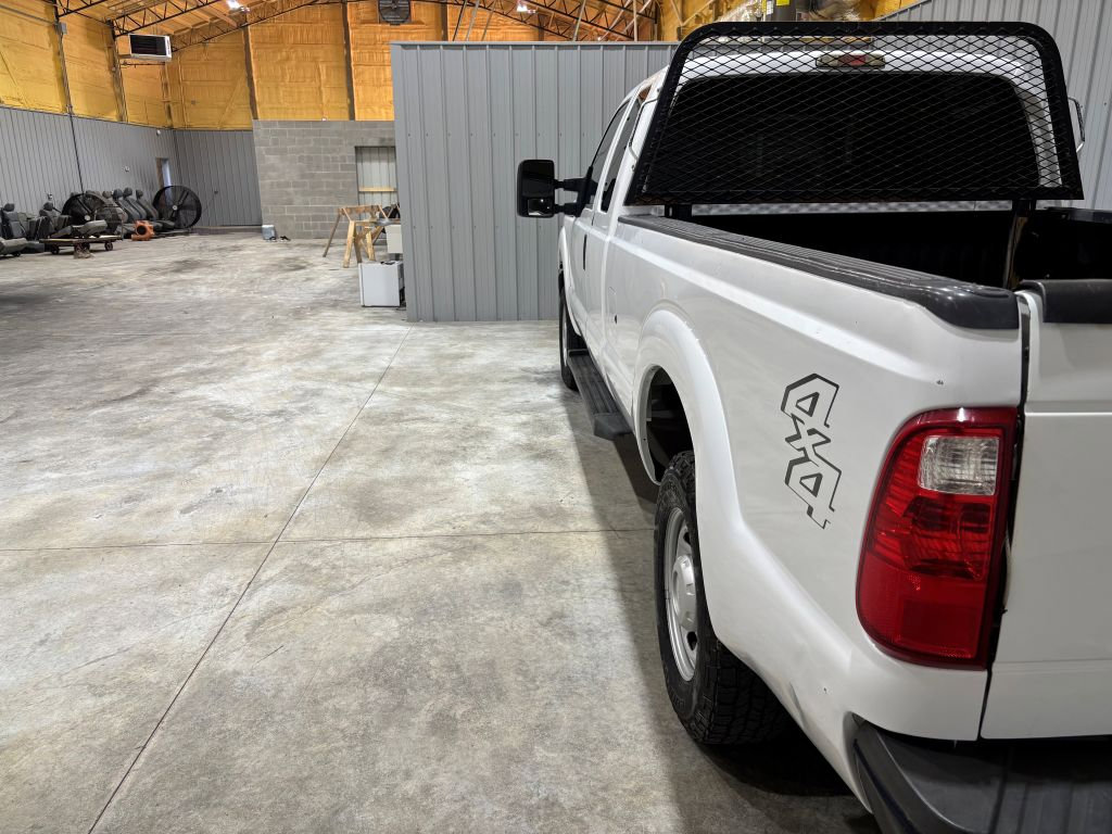 Used 2013 Ford F250 XL w/ Skid Plate Pkg AWD/4WD image 9