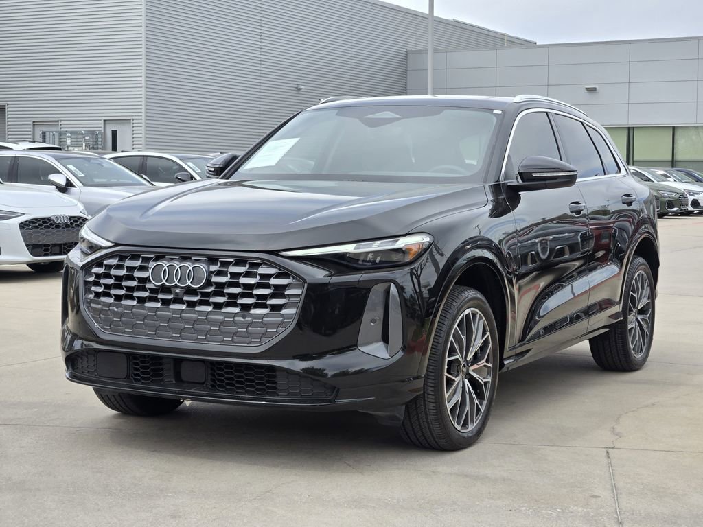 Certified 2025 Audi Q5 Premium Plus w/ Premium Plus image 6