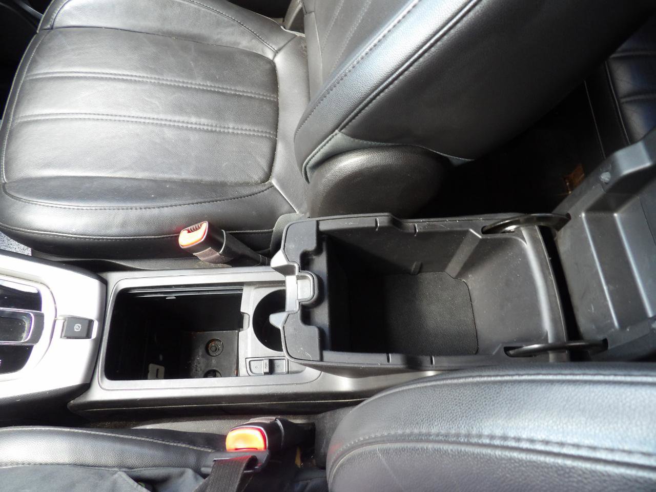 Used 2014 Chevrolet Captiva Sport LT w/ Convenience Package FWD image 19