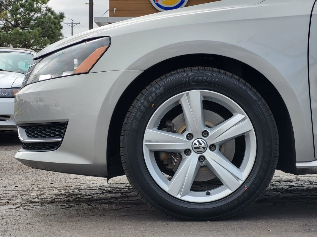 Used 2013 Volkswagen Passat 2.5 SE image 11