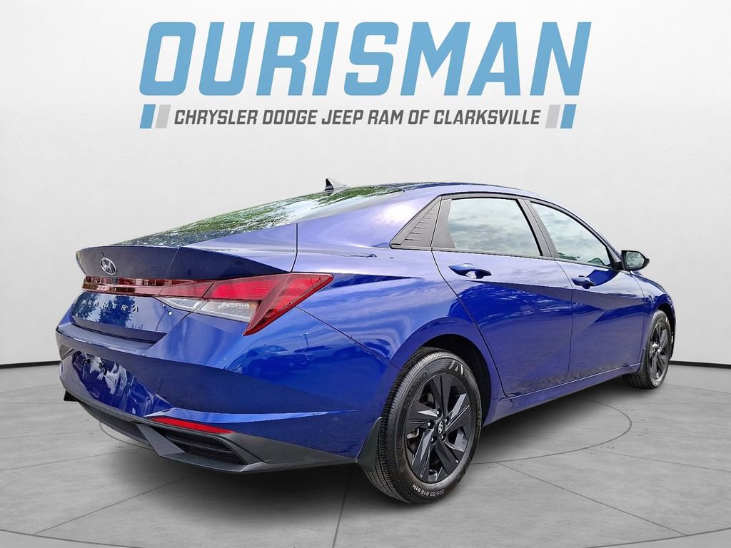 Used 2023 Hyundai Elantra SEL FWD image 6