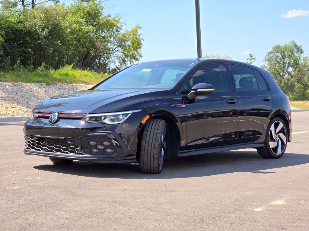 Certified 2022 Volkswagen GTI SE FWD image 18