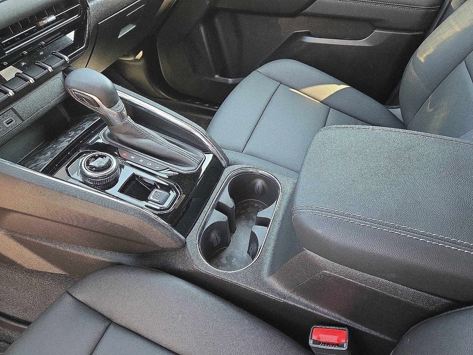 Used 2025 GMC Canyon Elevation w/ Convenience Package AWD/4WD image 10