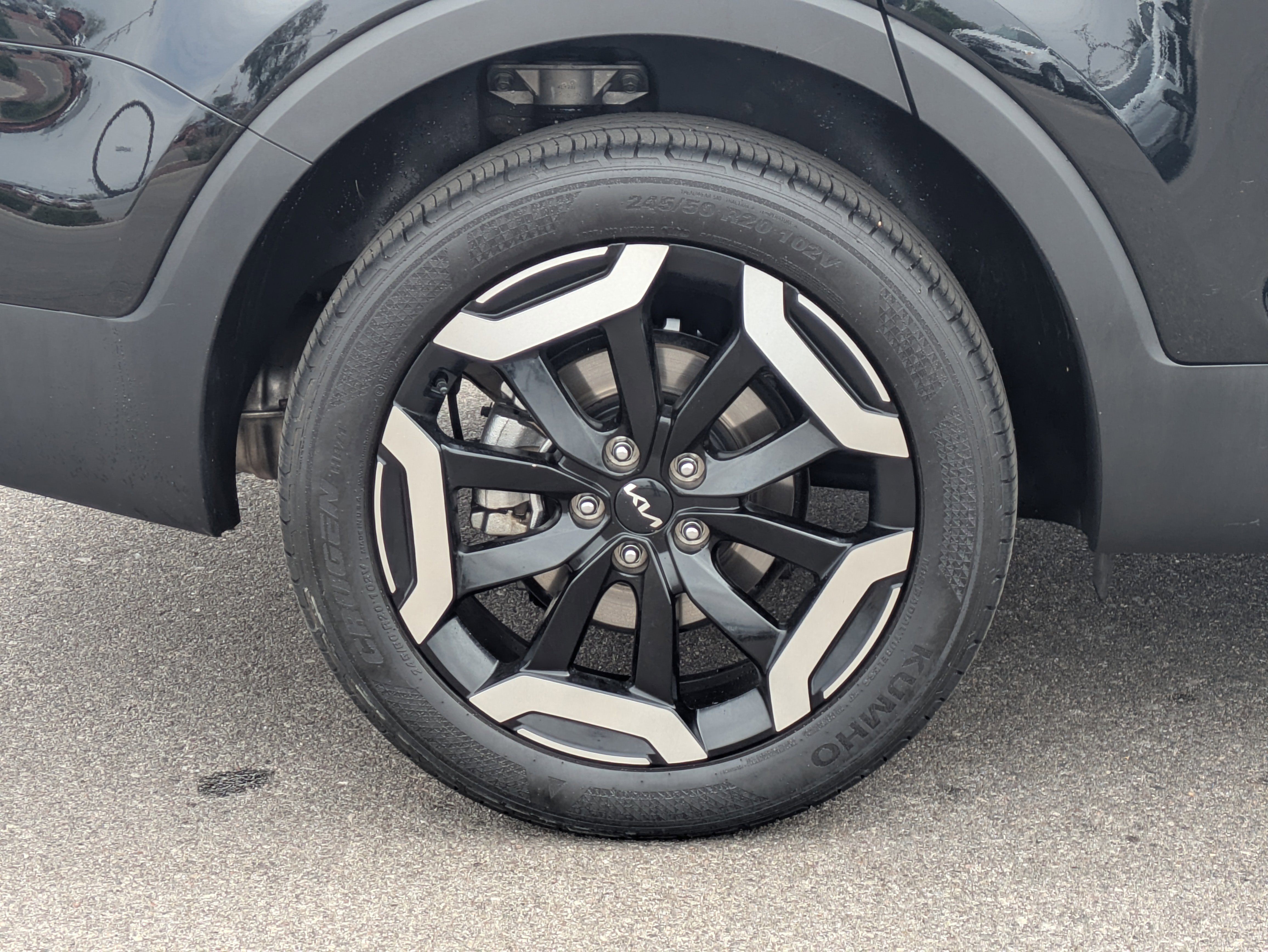 Used 2025 Kia Telluride S FWD image 9