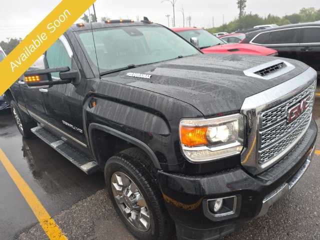 Used 2018 GMC Sierra 2500 Denali w/ Suspension Package, Off-Road AWD/4WD image 6