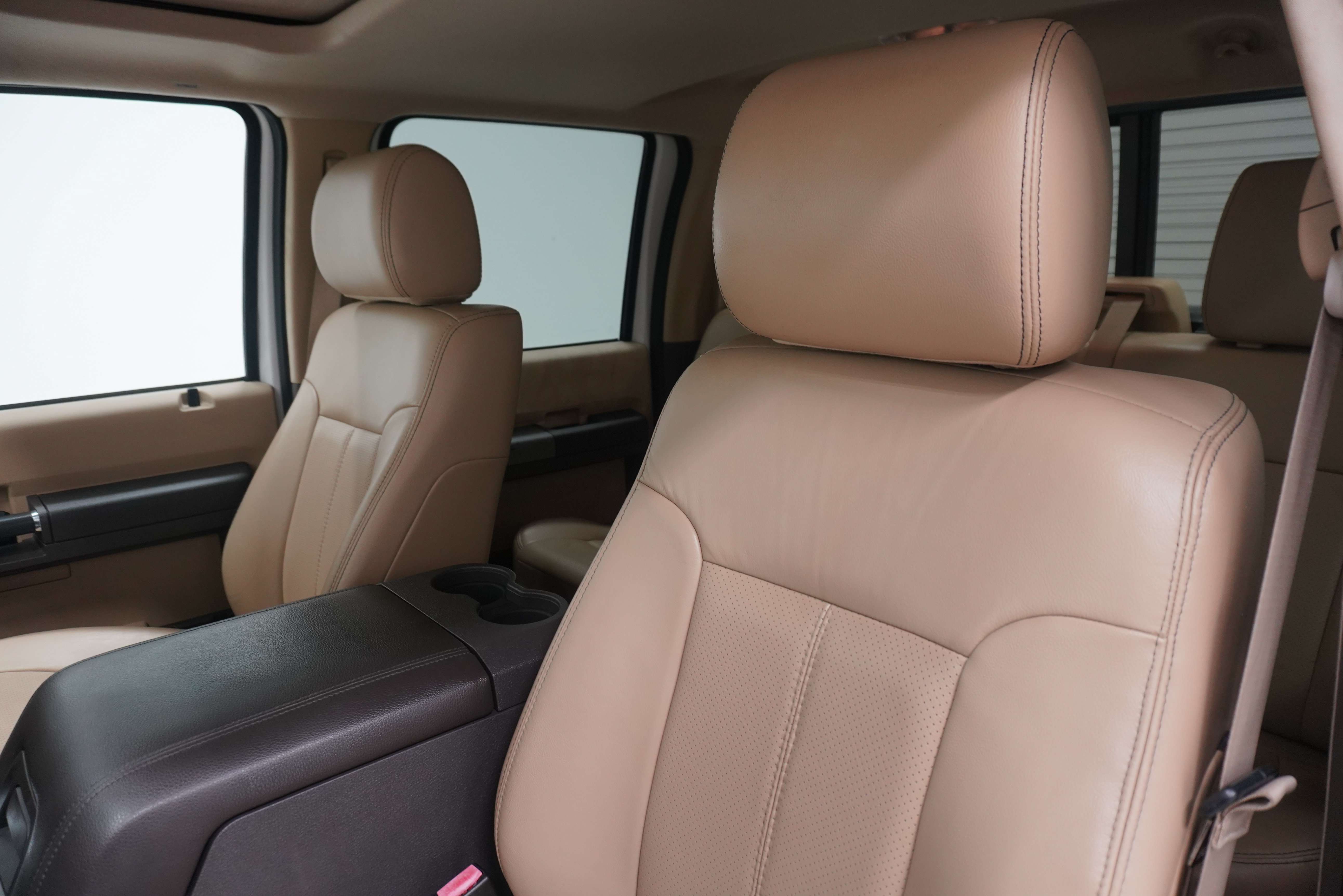 Used 2012 Ford F350 Lariat w/ Lariat Interior Pkg AWD/4WD image 12