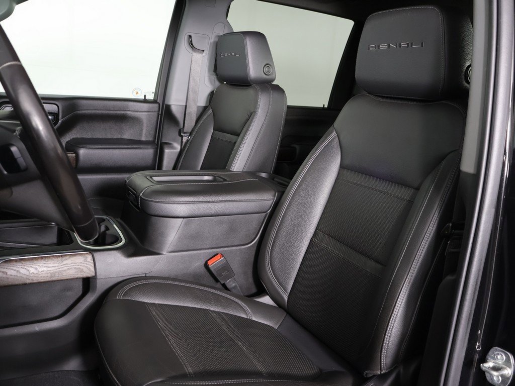 Used 2022 GMC Sierra 2500 Denali w/ Denali Black Diamond Edition image 27
