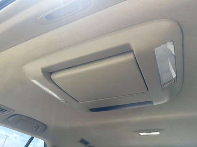 Used 2010 Toyota Land Cruiser AWD/4WD image 39