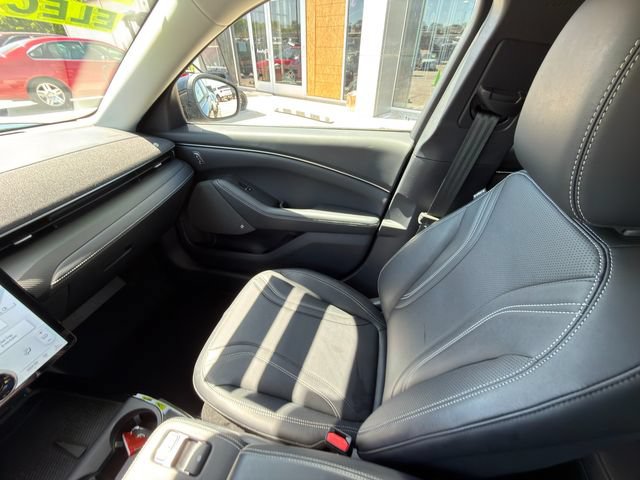 Used 2024 Ford Mustang Mach-E Premium AWD/4WD image 23