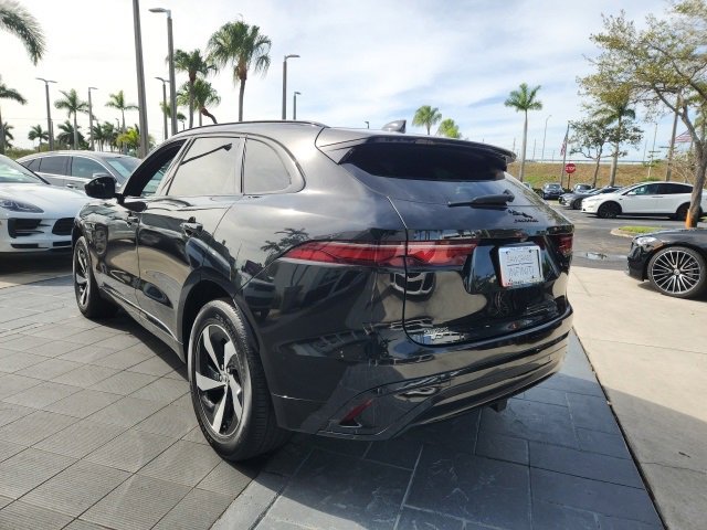 Used 2025 Jaguar F-PACE R-Dynamic S image 11
