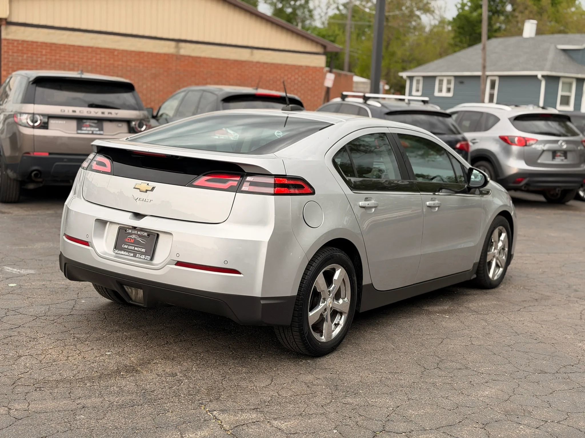 Used 2015 Chevrolet Volt Premium w/ Premium Trim Package FWD image 4