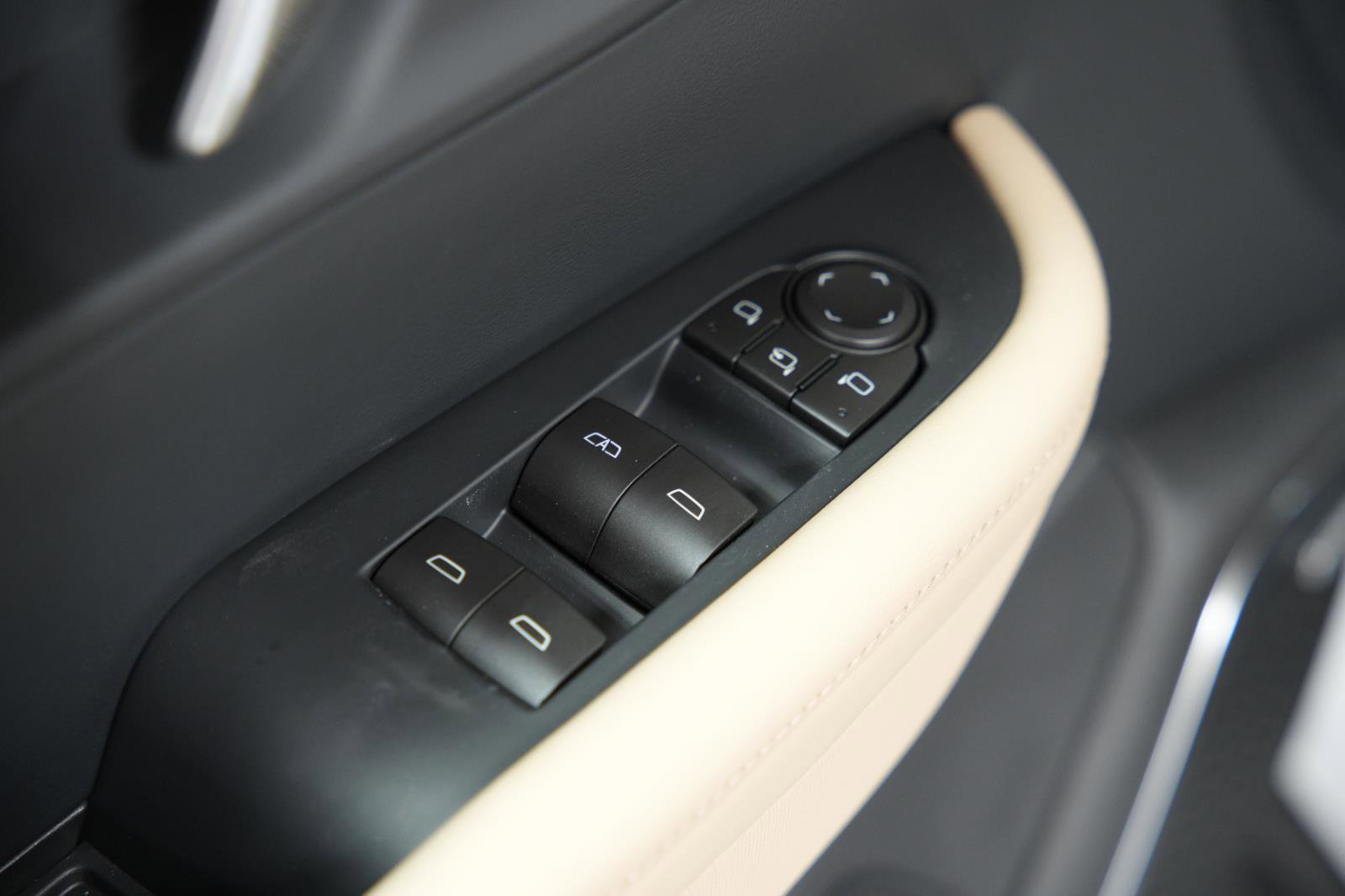 New 2026 Buick Enclave Preferred w/ Power Package image 25