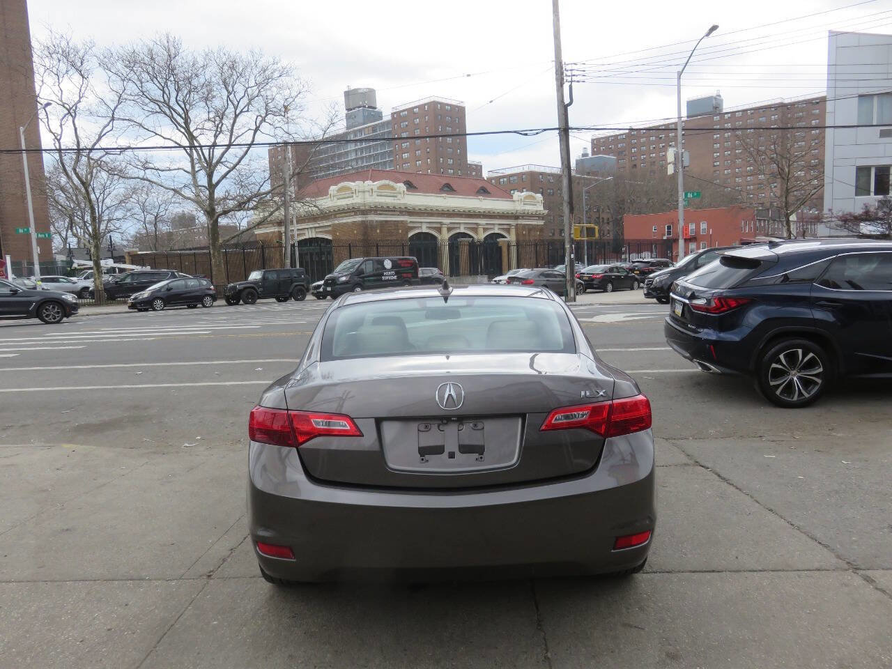 Used 2015 Acura ILX w/ Technology Package FWD image 8
