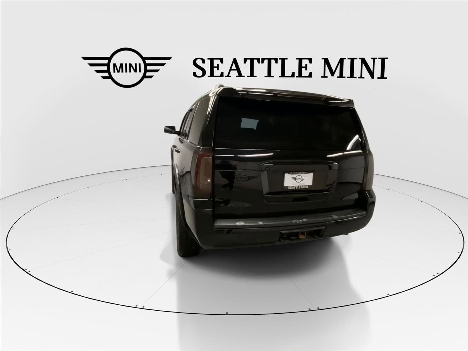 Used 2019 GMC Yukon SLT w/ Graphite Performance Edition image 9