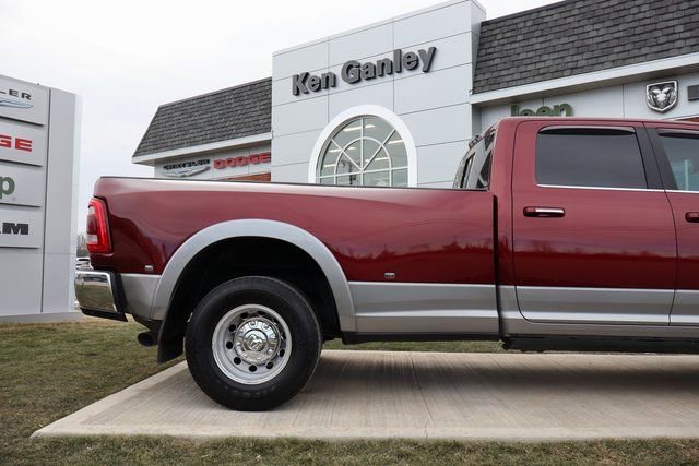 Used 2019 RAM 3500 Laramie image 39