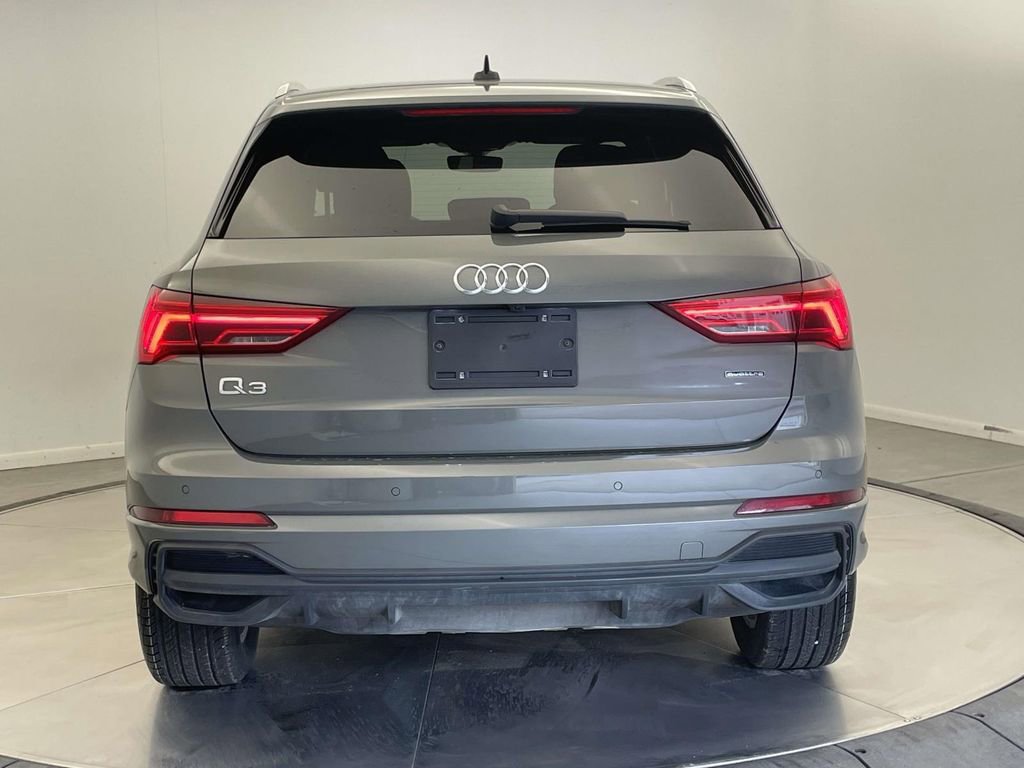 Certified 2025 Audi Q3 2.0T Premium AWD/4WD image 6