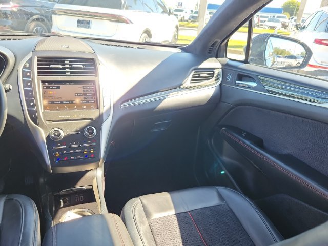 Certified 2019 Lincoln MKC Black Label AWD/4WD image 23