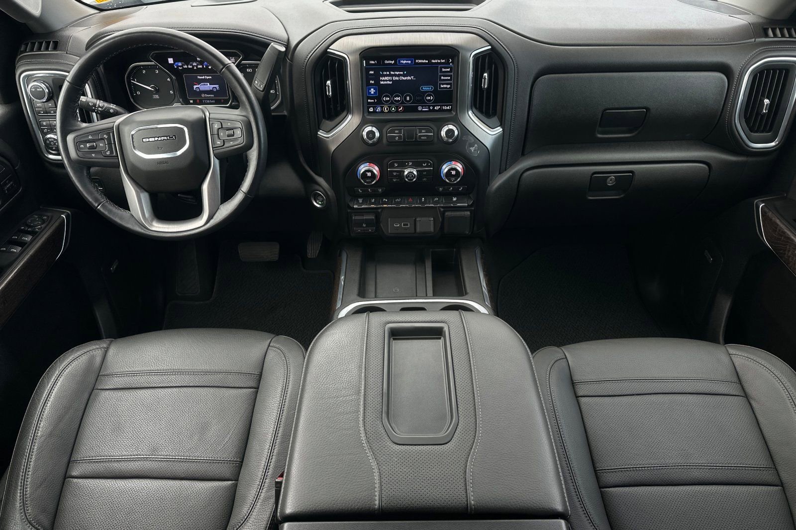 Used 2022 GMC Sierra 3500 Denali image 14