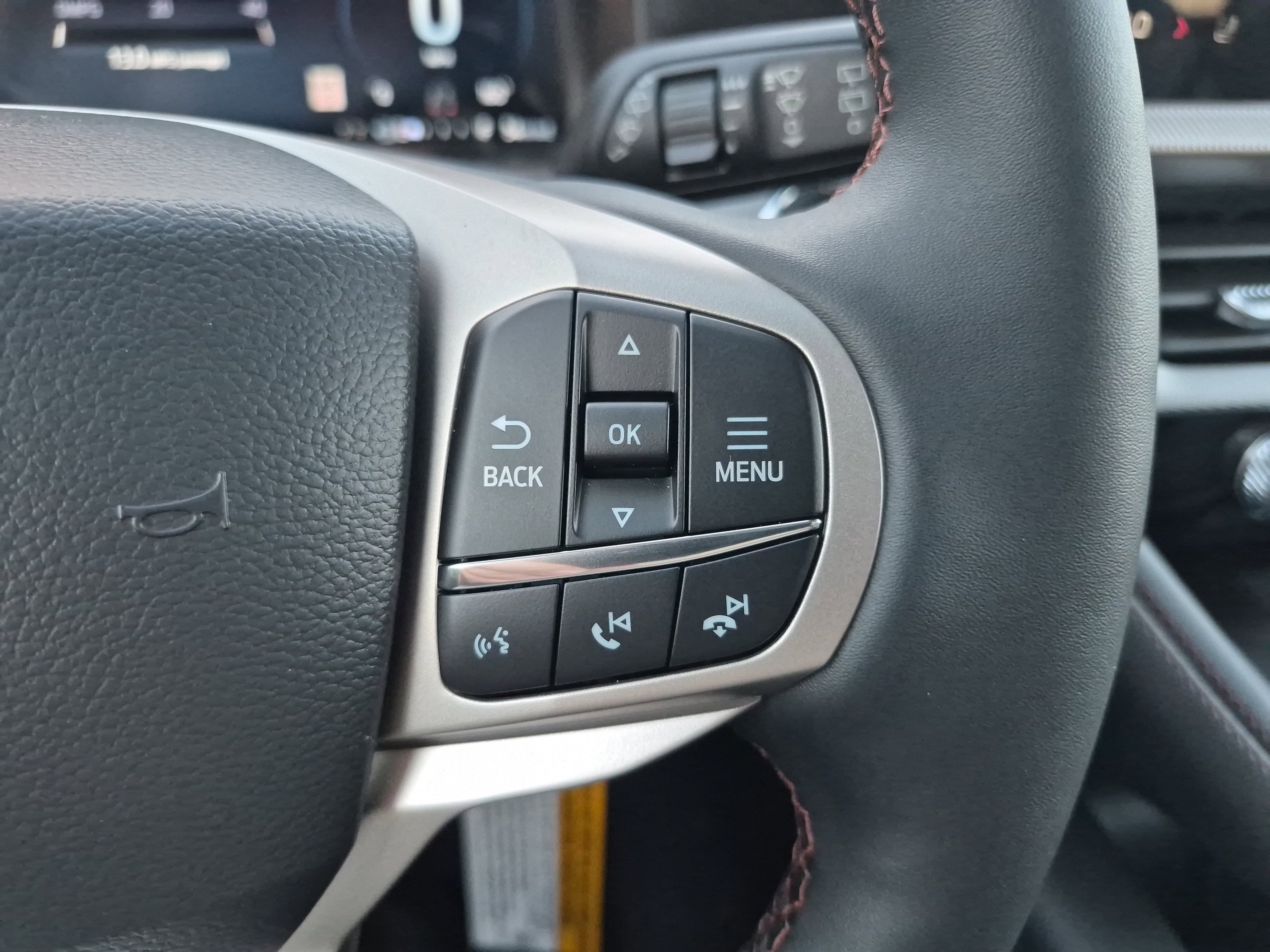 New 2026 Ford Explorer Active w/ Active Comfort Package image 26