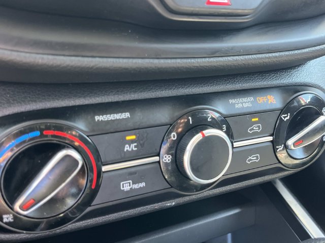 Used 2022 Kia Soul LX FWD image 32