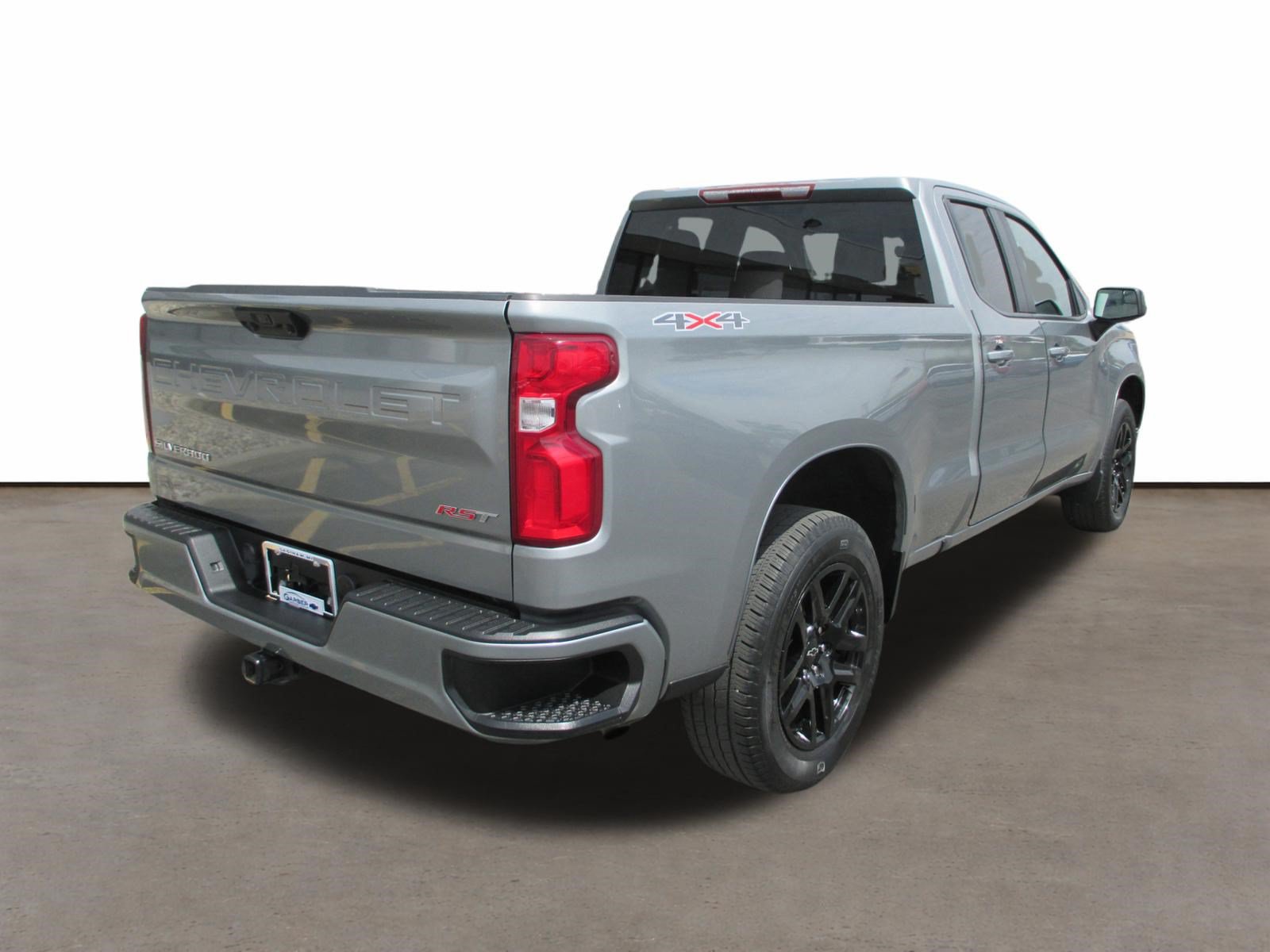 Used 2023 Chevrolet Silverado 1500 RST w/ Protection Package AWD/4WD image 3