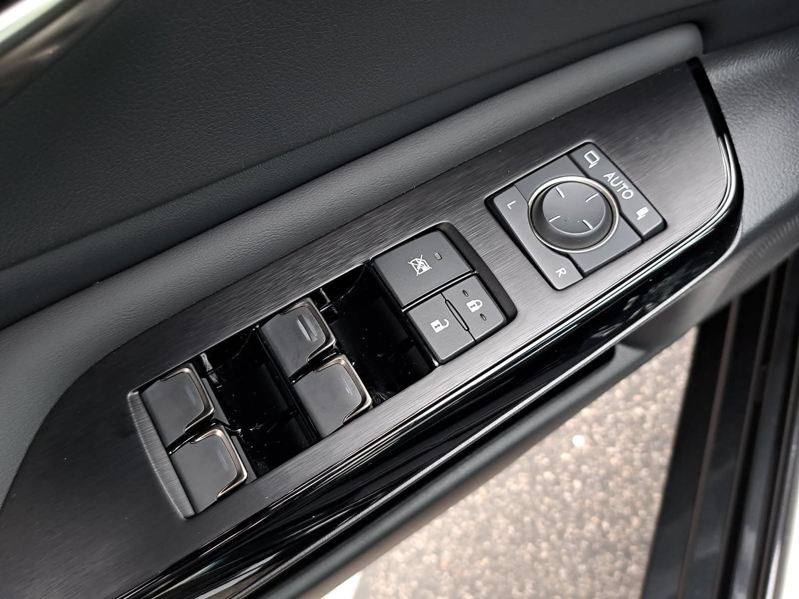 Used 2023 Lexus ES 350 w/ Premium Package FWD image 28