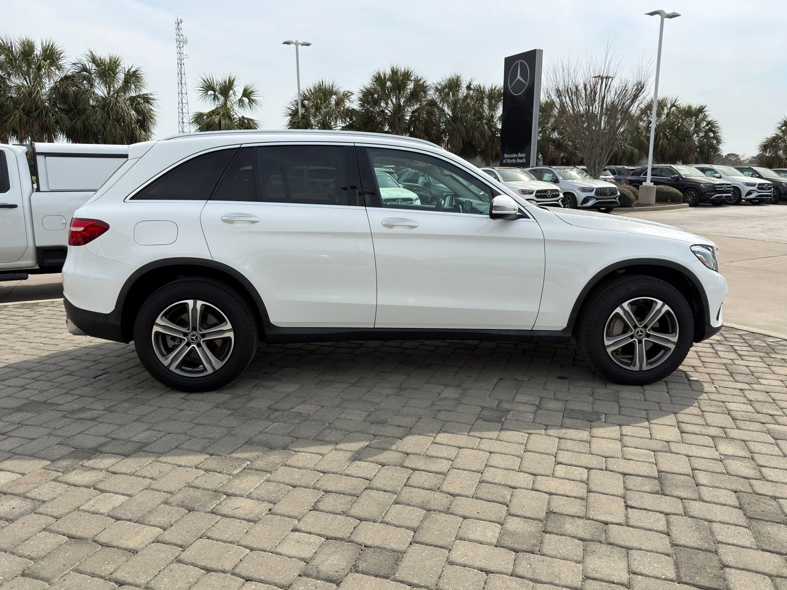 Used 2019 Mercedes-Benz GLC 300 4MATIC image 7