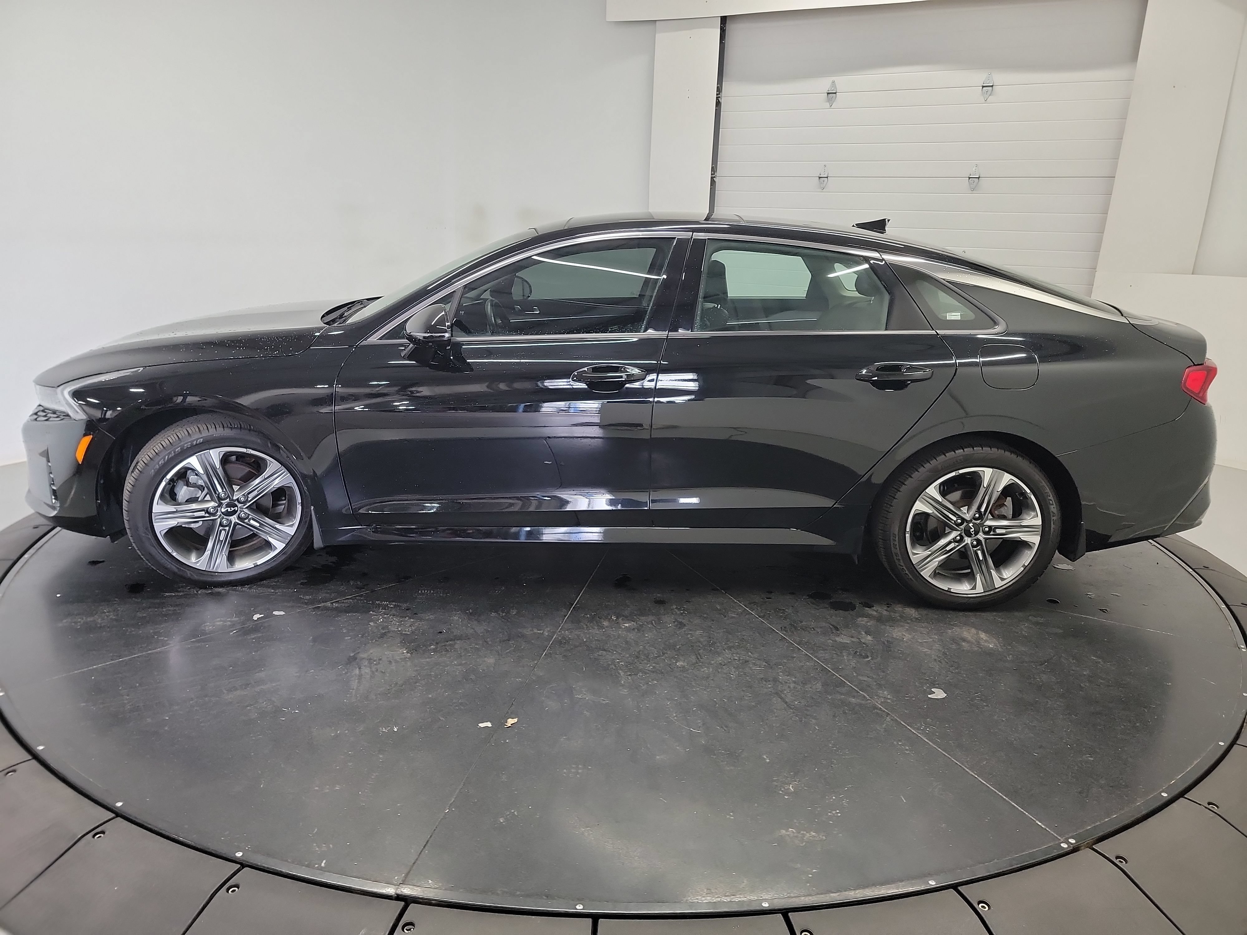 Used 2023 Kia K5 EX w/ EX Premium Package FWD image 4