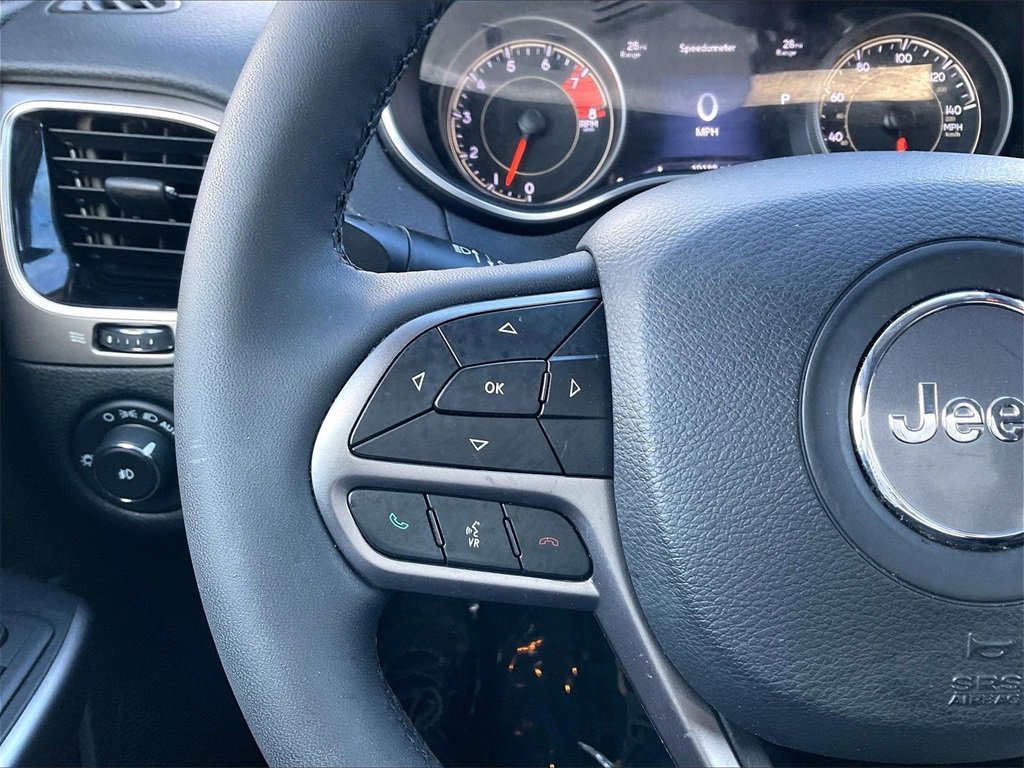 Used 2022 Jeep Cherokee Limited image 22