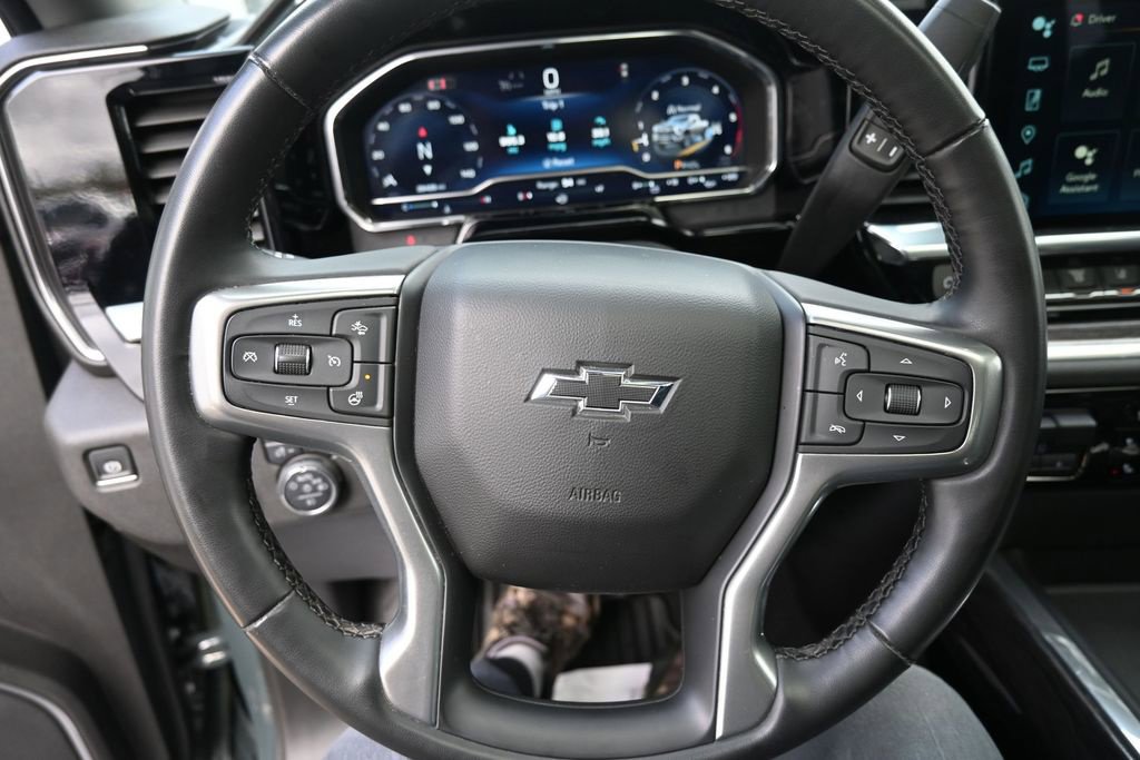 Used 2025 Chevrolet Silverado 3500 LTZ w/ LTZ Plus Package AWD/4WD image 41