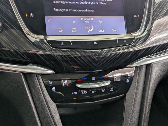 Used 2020 Cadillac XT6 Premium Luxury image 33