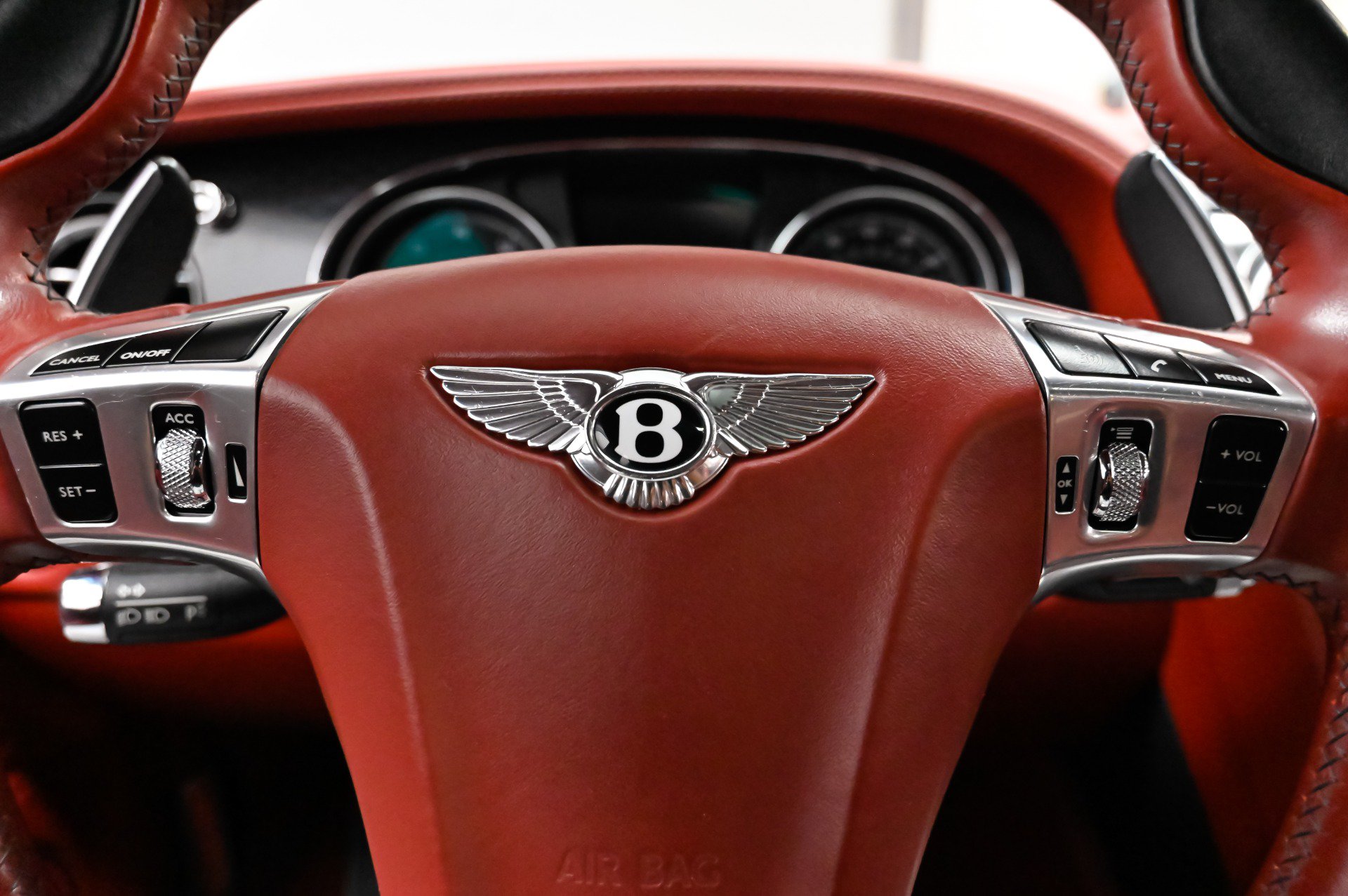 Used 2017 Bentley Flying Spur S W12 AWD/4WD image 30