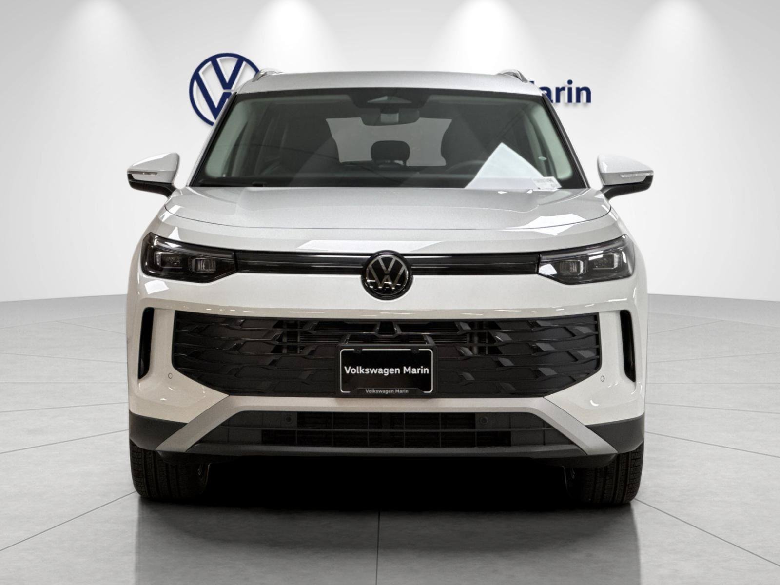 New 2026 Volkswagen Tiguan SE AWD/4WD image 8