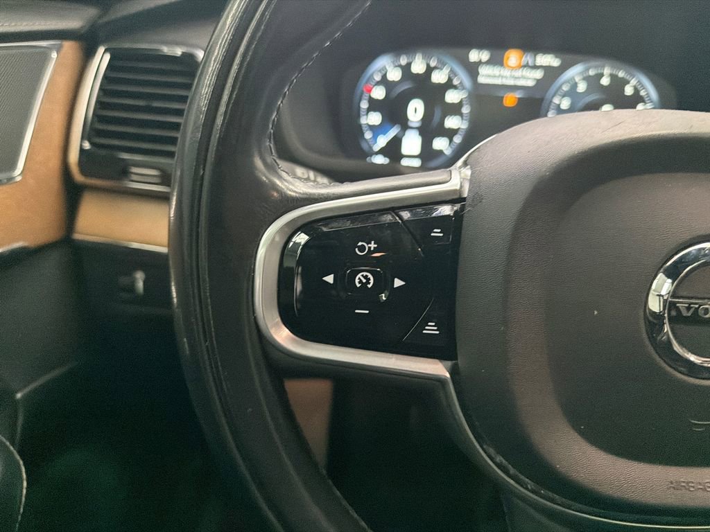 Used 2018 Volvo XC90 T6 Inscription w/ Convenience Package image 28