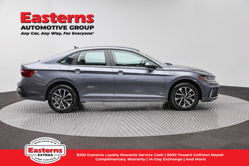 Used 2025 Volkswagen Jetta S FWD image 5
