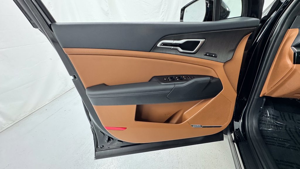 New 2026 Kia Sportage X-Line w/ X-Line Technology Package AWD/4WD image 19