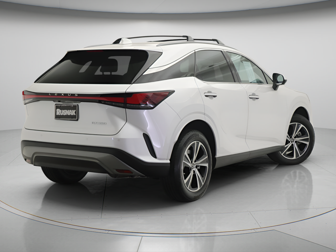 Used 2024 Lexus RX 350 Premium w/ Cold Area Package FWD image 4
