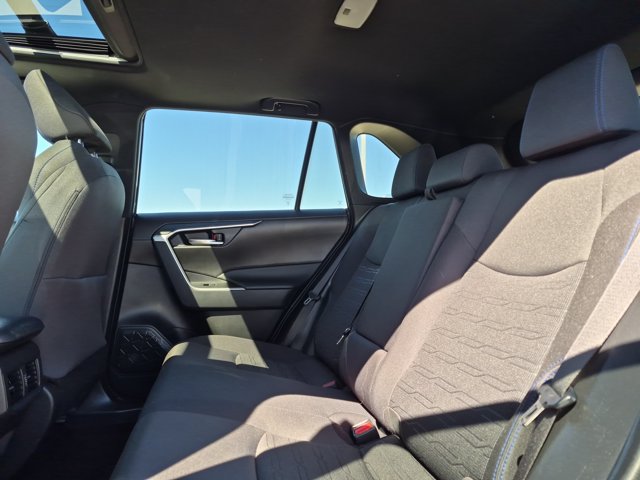 Used 2024 Toyota RAV4 SE w/ Convenience Package AWD/4WD image 18